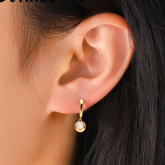 🌟Rose Gold Plated Earrings with round hollow balls - Picture 4 of 5